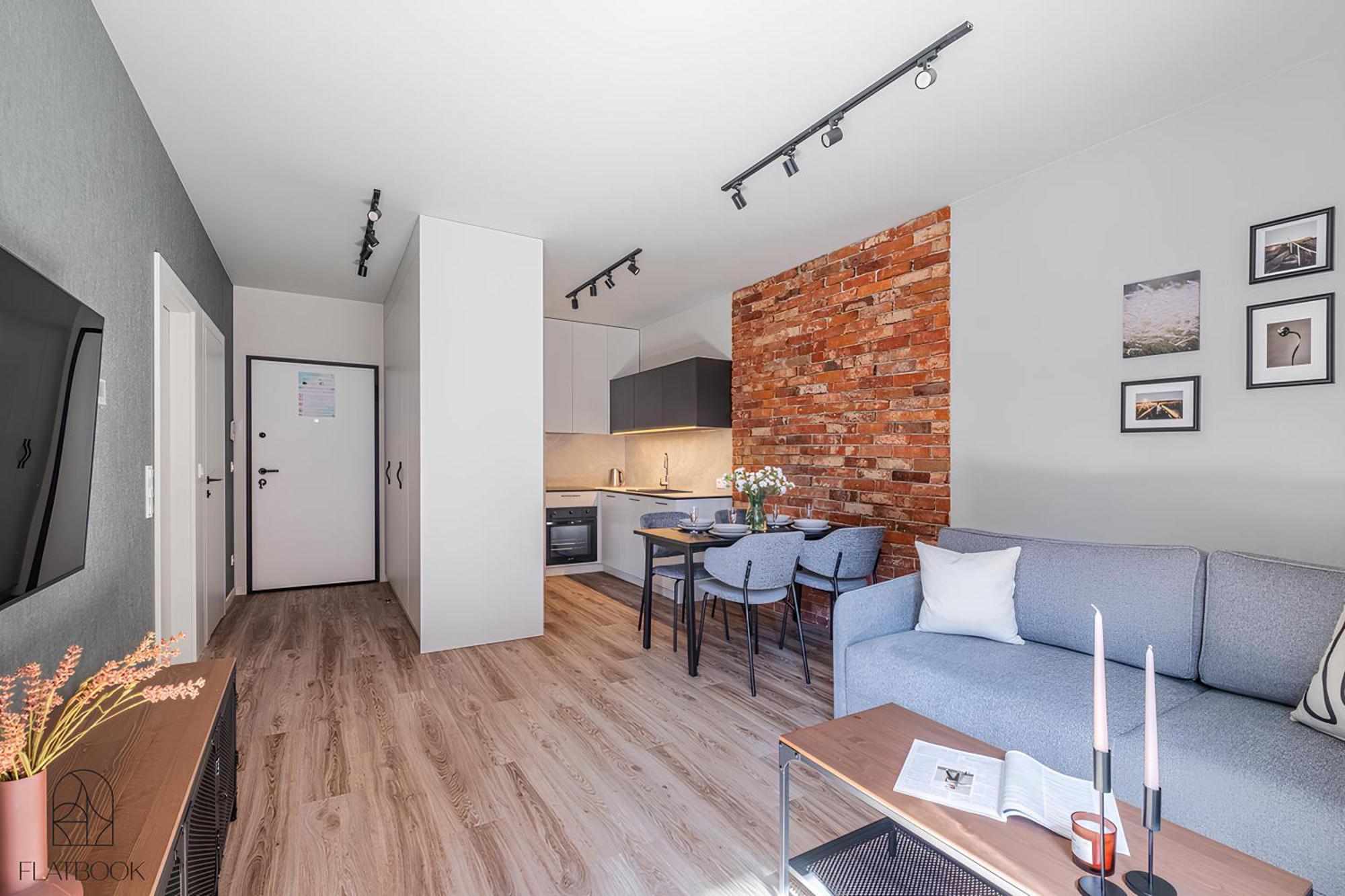 Flatbook - City Center Apartments Doki Living Гданьск Экстерьер фото