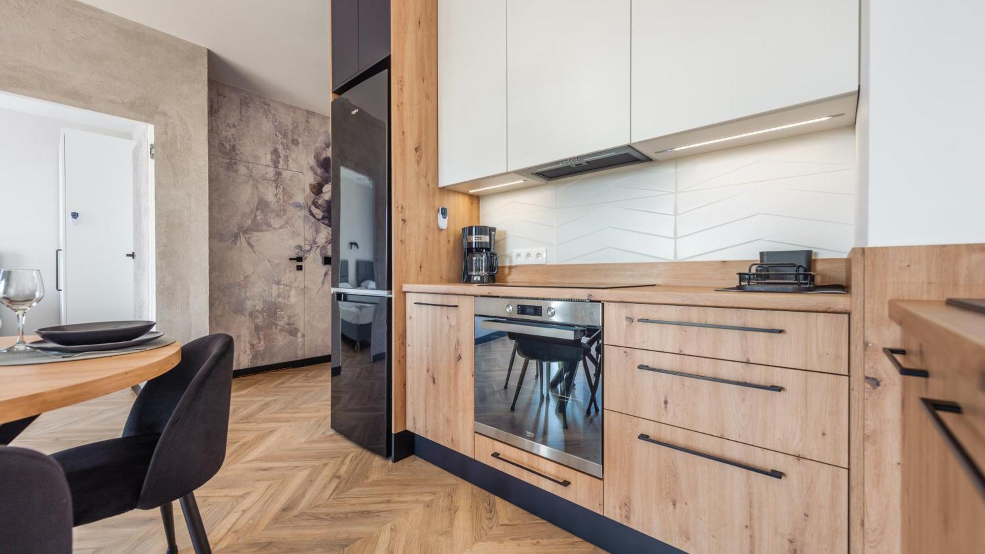 Flatbook - City Center Apartments Doki Living Гданьск Экстерьер фото